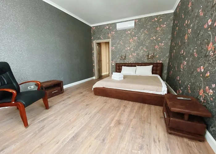 Arcadia Great 2-bedroom 89 *